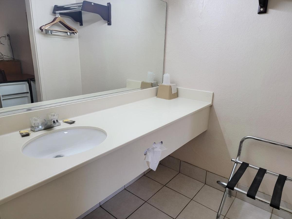 Studio 9 Inn & Suites Decatur Eksteriør bilde