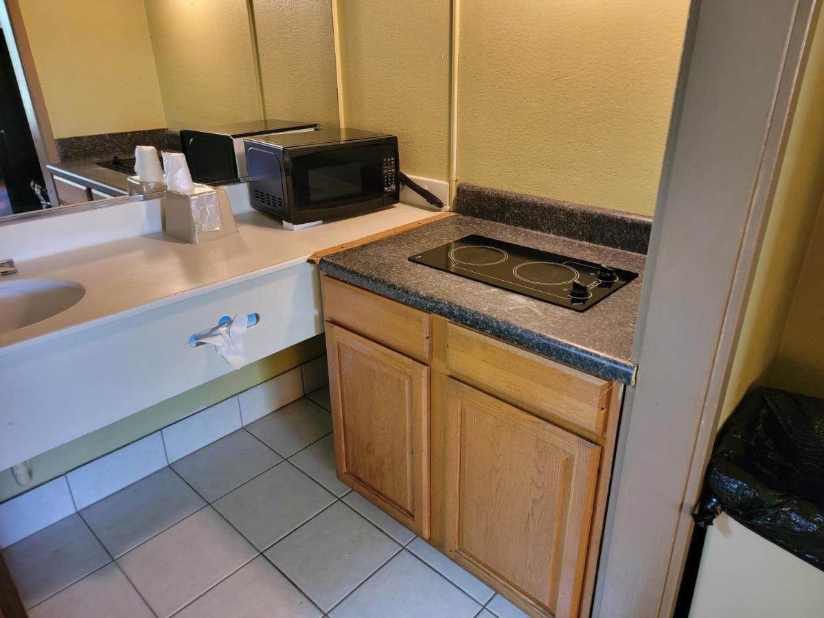 Studio 9 Inn & Suites Decatur Eksteriør bilde