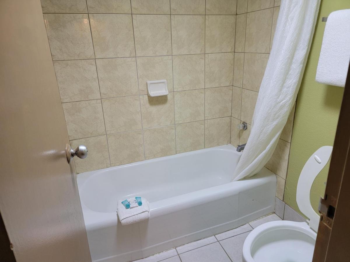 Studio 9 Inn & Suites Decatur Eksteriør bilde